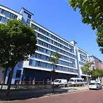 Dockside Aparthotel, Best Western Signature Collection